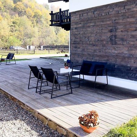 Landhaus Bed&Breakfast Вишеу-де-Сус Экстерьер фото