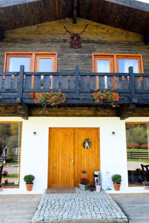 Landhaus Bed&Breakfast Вишеу-де-Сус Экстерьер фото