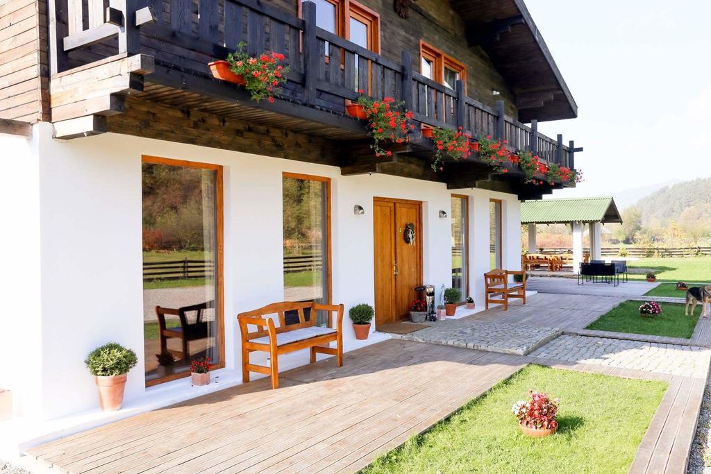 Landhaus Bed&Breakfast Вишеу-де-Сус Экстерьер фото